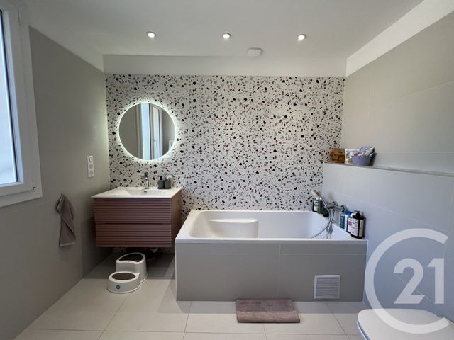 Appartement F5 à vendre - 5 pièces - 180.0 m2 - FURIANI - 202 - CORSE - Century 21 Jade Immobilier