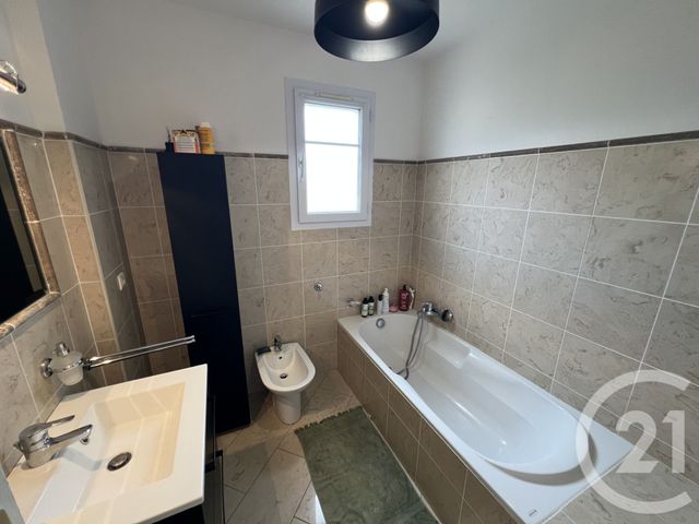 Appartement F4 à vendre - 4 pièces - 140.0 m2 - ST FLORENT - 202 - CORSE - Century 21 Jade Immobilier