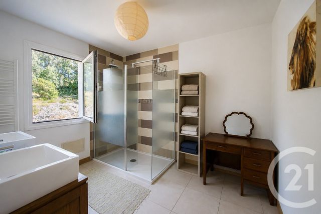 Appartement à vendre - 10 pièces - 250.0 m2 - SANTA MARIA DI LOTA - 202 - CORSE - Century 21 Jade Immobilier