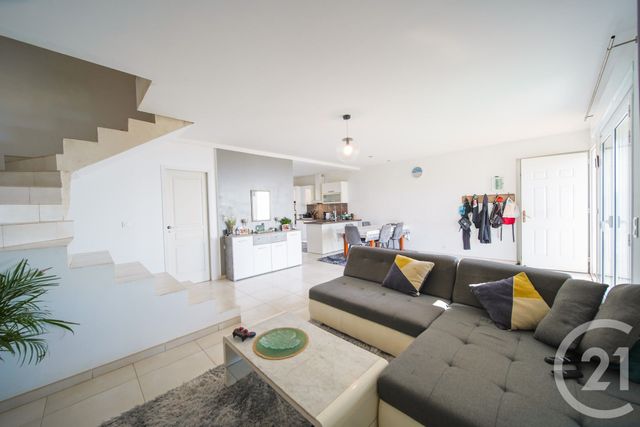 Appartement à vendre - 10 pièces - 250.0 m2 - SANTA MARIA DI LOTA - 202 - CORSE - Century 21 Jade Immobilier