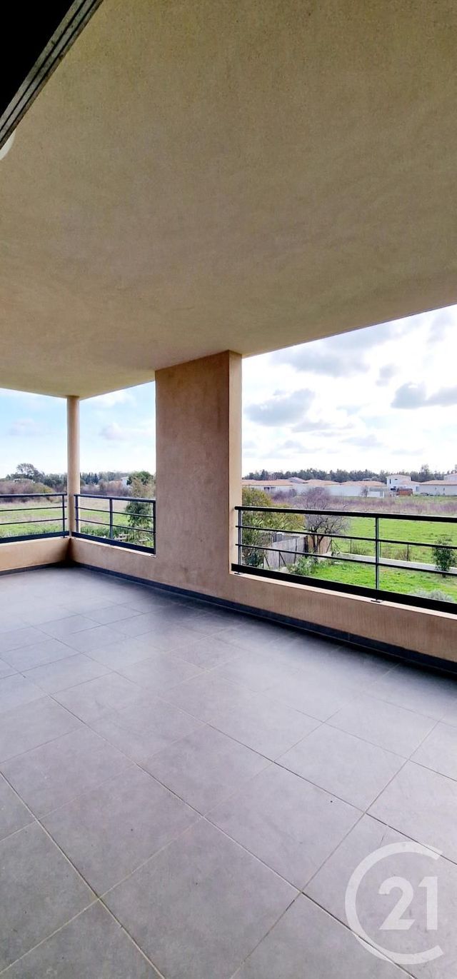 Appartement T3 à louer - 3 pièces - 71.56 m2 - LUCCIANA - 202 - CORSE - Century 21 Jade Immobilier