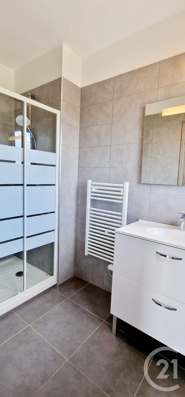 Appartement T3 à louer - 3 pièces - 71.56 m2 - LUCCIANA - 202 - CORSE - Century 21 Jade Immobilier