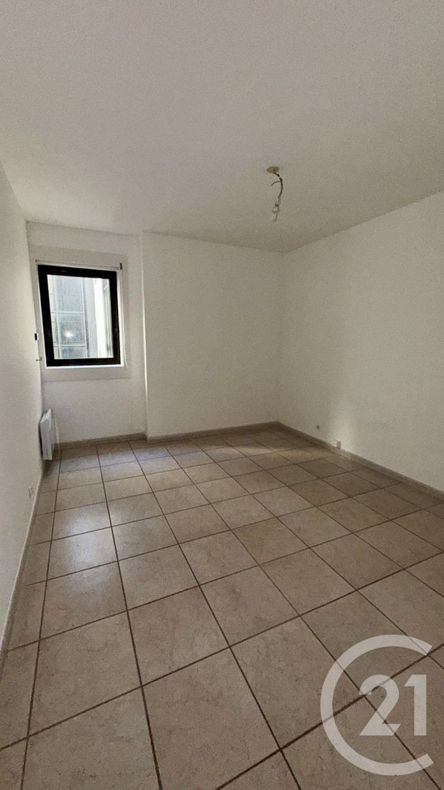 Appartement T4 à louer - 4 pièces - 110.0 m2 - BASTIA - 202 - CORSE - Century 21 Jade Immobilier