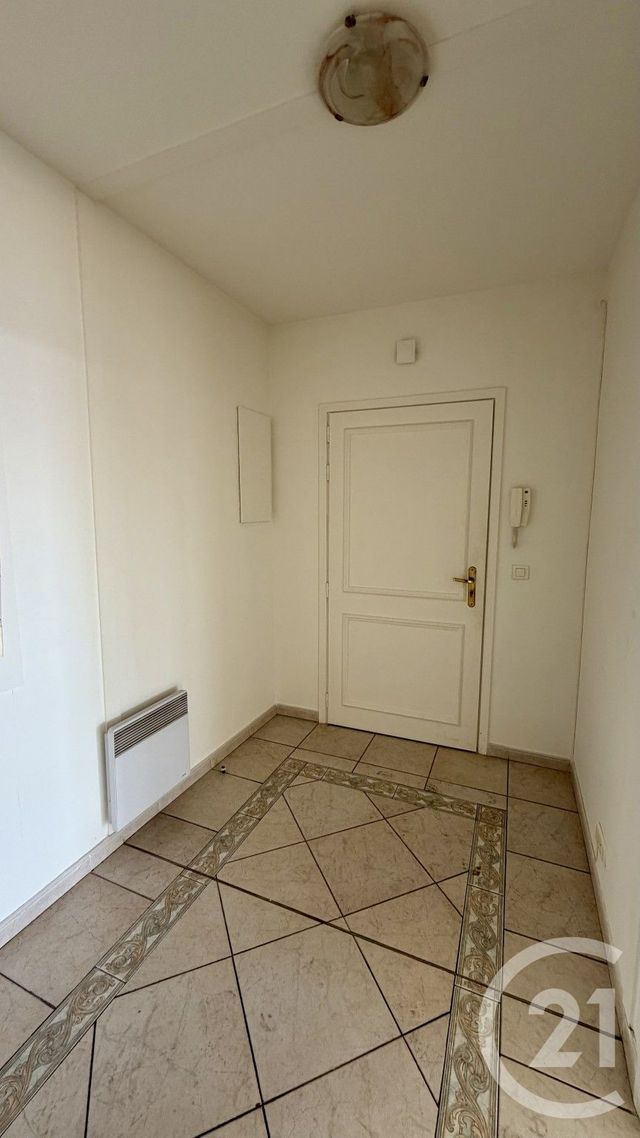 Appartement T4 à louer - 4 pièces - 110.0 m2 - BASTIA - 202 - CORSE - Century 21 Jade Immobilier