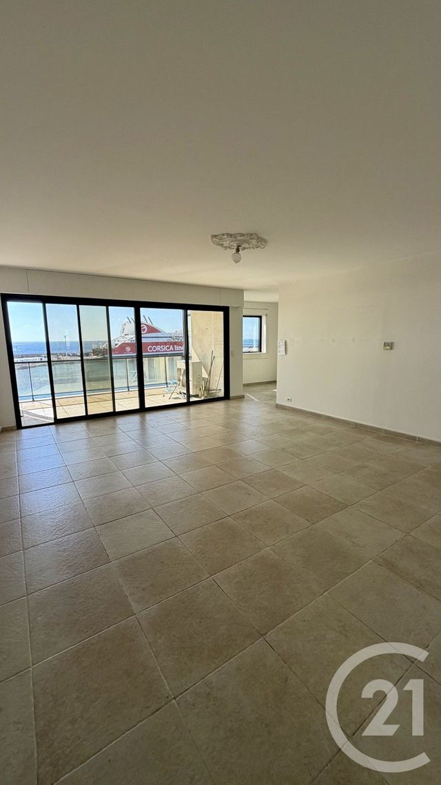Appartement T4 à louer - 4 pièces - 110.0 m2 - BASTIA - 202 - CORSE - Century 21 Jade Immobilier
