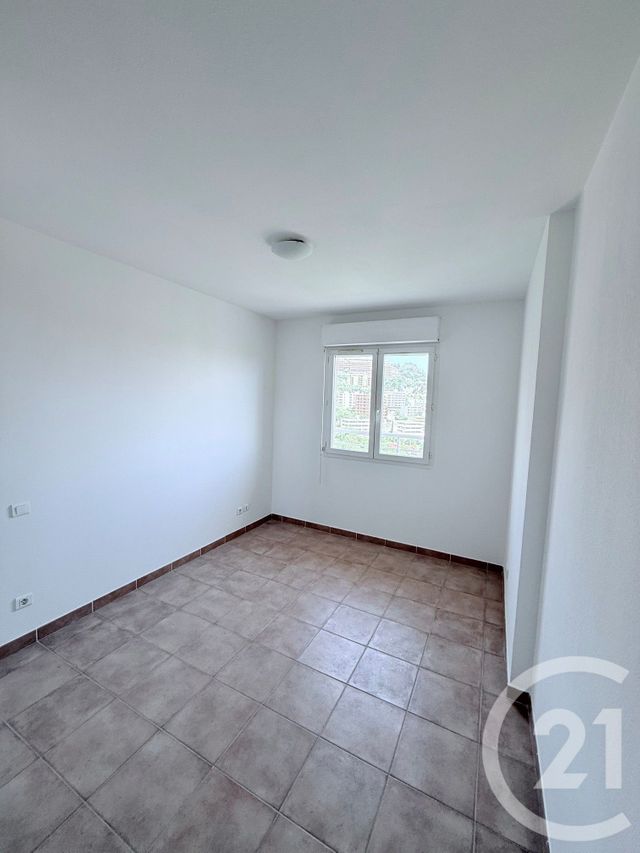 Appartement T3 à vendre - 3 pièces - 65.0 m2 - BASTIA - 202 - CORSE - Century 21 Jade Immobilier