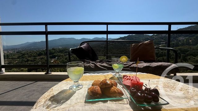 Appartement à vendre - 4 pièces - 82.05 m2 - BASTIA - 202 - CORSE - Century 21 Jade Immobilier