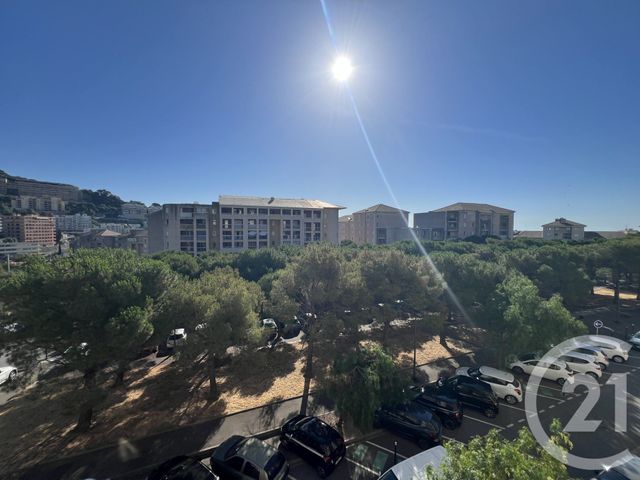 Appartement F3 à vendre - 3 pièces - 57.0 m2 - BASTIA - 202 - CORSE - Century 21 Jade Immobilier