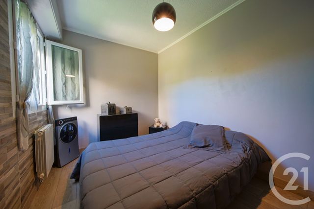 Appartement T4 à vendre - 4 pièces - 76.99 m2 - BASTIA - 202 - CORSE - Century 21 Jade Immobilier
