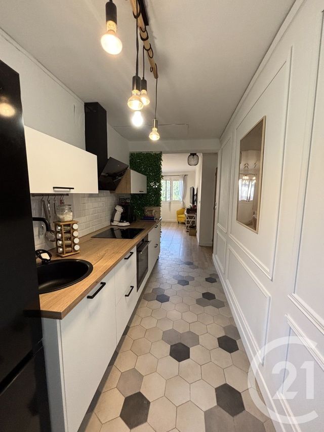 Appartement T4 à louer - 4 pièces - 67.55 m2 - BASTIA - 202 - CORSE - Century 21 Jade Immobilier