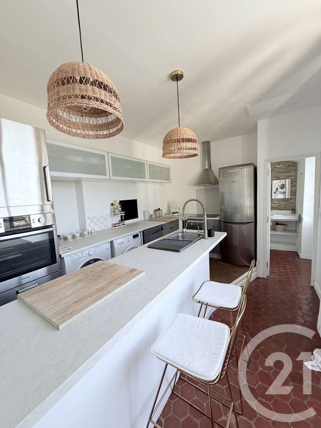 Appartement T3 à vendre - 3 pièces - 61.0 m2 - BASTIA - 202 - CORSE - Century 21 Jade Immobilier