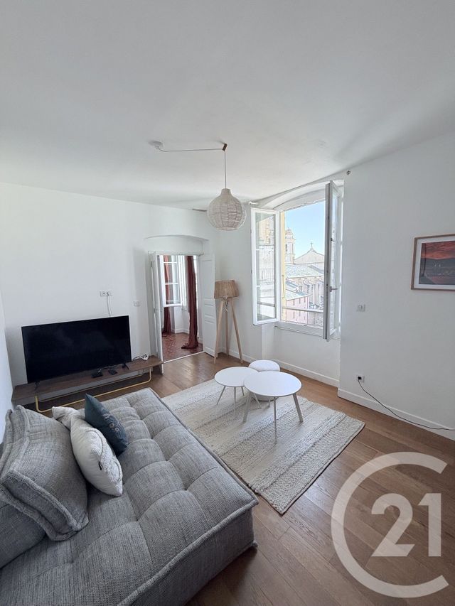 Appartement T3 à vendre - 3 pièces - 61.0 m2 - BASTIA - 202 - CORSE - Century 21 Jade Immobilier