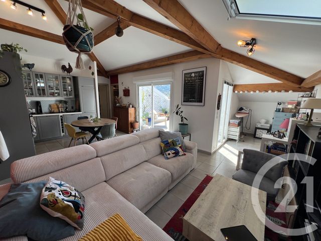 Appartement T4 à vendre - 4 pièces - 100.0 m2 - BASTIA - 202 - CORSE - Century 21 Jade Immobilier