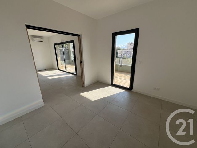 Appartement F4 à vendre - 4 pièces - 87.0 m2 - BASTIA - 202 - CORSE - Century 21 Jade Immobilier