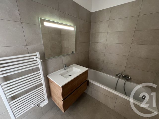 Appartement F4 à vendre - 4 pièces - 87.0 m2 - BASTIA - 202 - CORSE - Century 21 Jade Immobilier