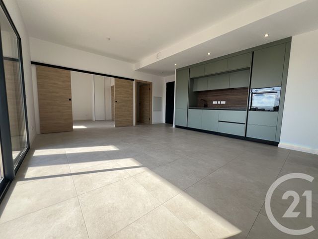 Appartement F4 à vendre - 4 pièces - 87.0 m2 - BASTIA - 202 - CORSE - Century 21 Jade Immobilier