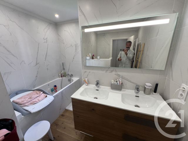 Appartement F4 à vendre - 4 pièces - 106.0 m2 - BASTIA - 202 - CORSE - Century 21 Jade Immobilier