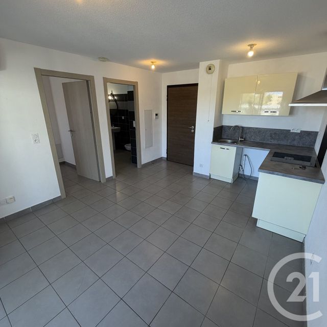 Appartement F2 à louer - 2 pièces - 35.1 m2 - BASTIA - 202 - CORSE - Century 21 Jade Immobilier