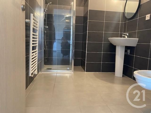 Appartement F2 à louer - 2 pièces - 35.1 m2 - BASTIA - 202 - CORSE - Century 21 Jade Immobilier