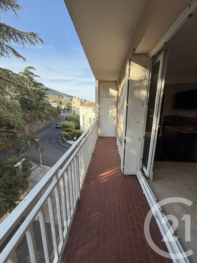 Appartement T3 à louer - 3 pièces - 66.43 m2 - BASTIA - 202 - CORSE - Century 21 Jade Immobilier