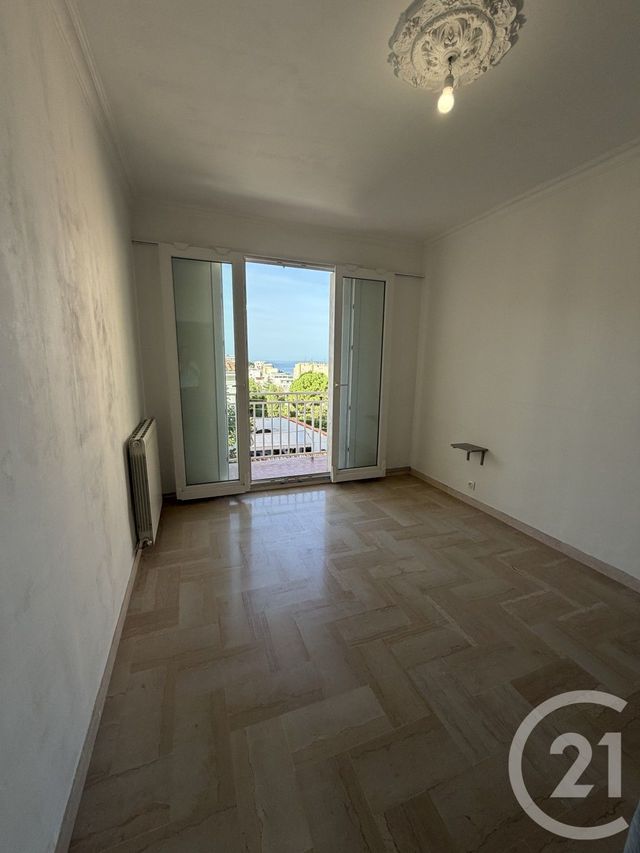 Appartement T3 à louer - 3 pièces - 66.43 m2 - BASTIA - 202 - CORSE - Century 21 Jade Immobilier