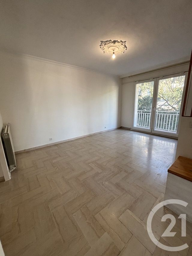 Appartement T3 à louer - 3 pièces - 66.43 m2 - BASTIA - 202 - CORSE - Century 21 Jade Immobilier
