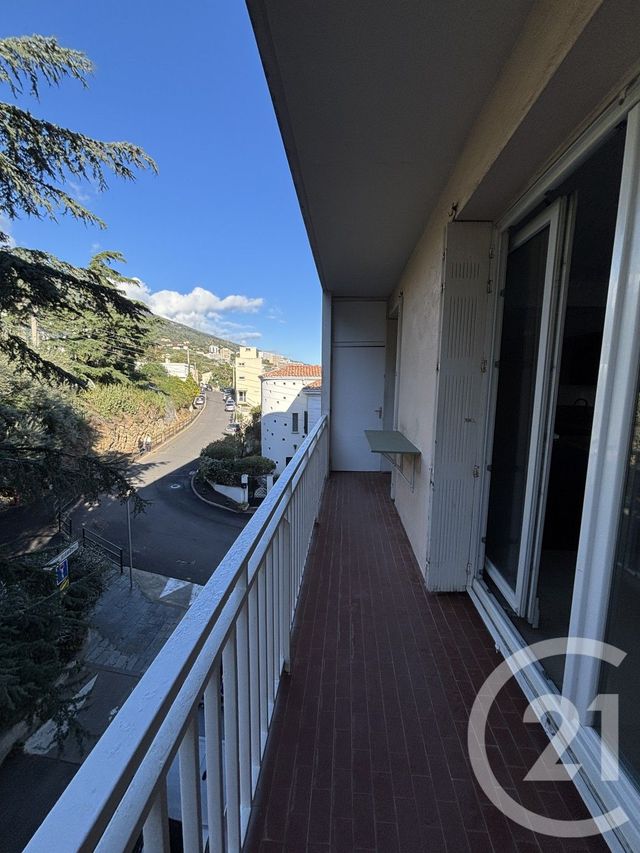 Appartement T3 à louer - 3 pièces - 66.43 m2 - BASTIA - 202 - CORSE - Century 21 Jade Immobilier