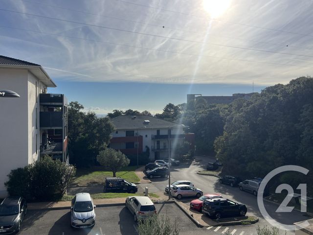 Appartement F1 à vendre - 1 pièce - 32.5 m2 - BASTIA - 202 - CORSE - Century 21 Jade Immobilier