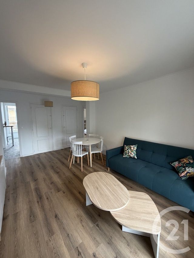 Appartement T3 à louer - 3 pièces - 55.26 m2 - BASTIA - 202 - CORSE - Century 21 Jade Immobilier