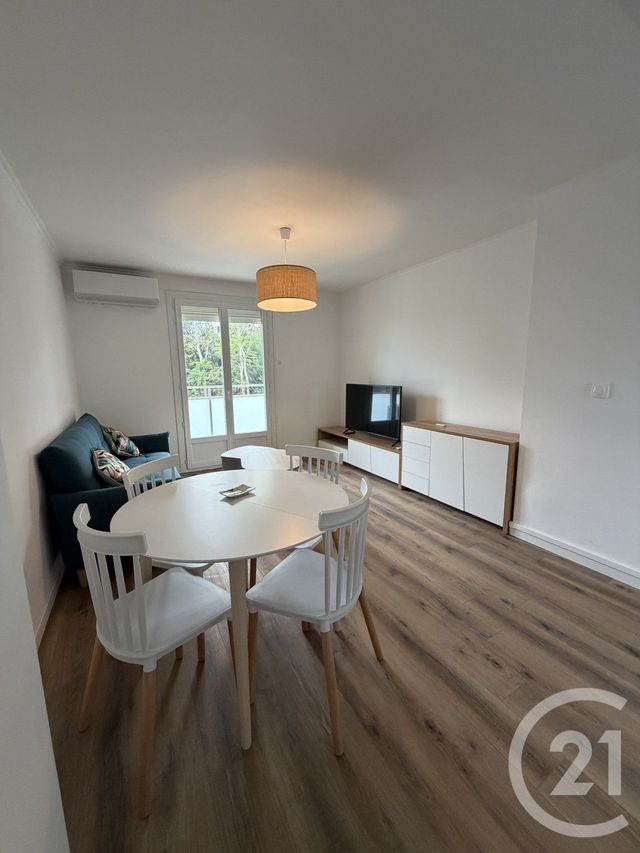 Appartement T3 à louer - 3 pièces - 55.26 m2 - BASTIA - 202 - CORSE - Century 21 Jade Immobilier