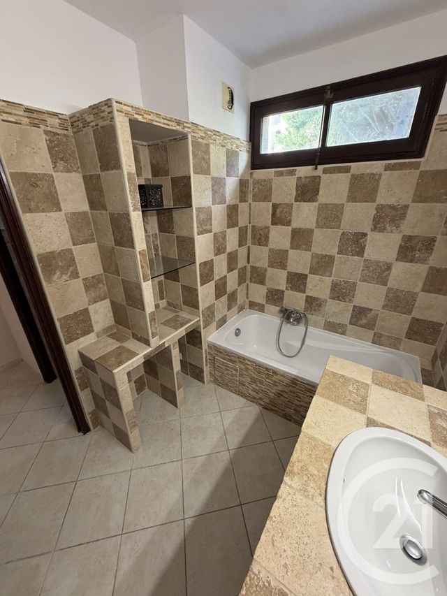 Appartement T4 à louer - 4 pièces - 93.0 m2 - VILLE DI PIETRABUGNO - 202 - CORSE - Century 21 Jade Immobilier