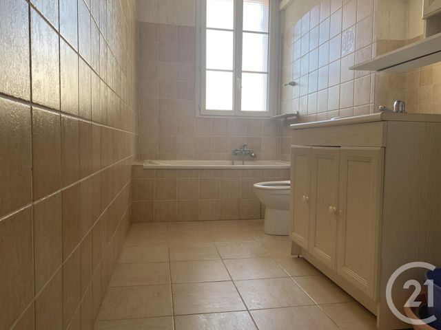Appartement F3 à louer - 3 pièces - 76.0 m2 - BASTIA - 202 - CORSE - Century 21 Jade Immobilier