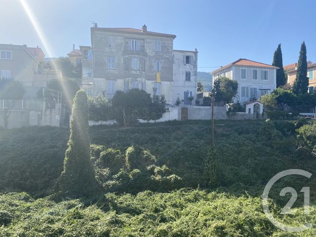 Appartement F3 à louer - 3 pièces - 76.0 m2 - BASTIA - 202 - CORSE - Century 21 Jade Immobilier