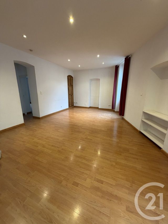 Appartement F3 à louer - 3 pièces - 76.0 m2 - BASTIA - 202 - CORSE - Century 21 Jade Immobilier