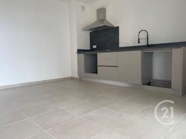 Afficher la photo en grand Appartement T2 à louer - 2 pièces - 46.0 m2 - BORGO - 20 - CORSE - Century 21 Jade Immobilier