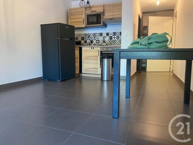 Afficher la photo en grand Studio à louer - 1 pièce - 27.8 m2 - BASTIA - 20 - CORSE - Century 21 Jade Immobilier
