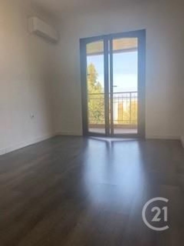 Afficher la photo en grand Appartement T3 à louer - 3 pièces - 70.71 m2 - VILLE DI PIETRABUGNO - 20 - CORSE - Century 21 Jade Immobilier