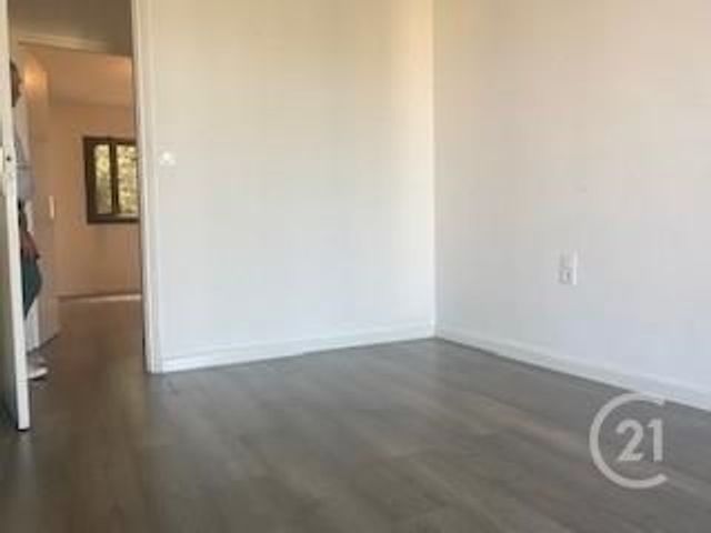 Afficher la photo en grand Appartement T3 à louer - 3 pièces - 70.71 m2 - VILLE DI PIETRABUGNO - 20 - CORSE - Century 21 Jade Immobilier