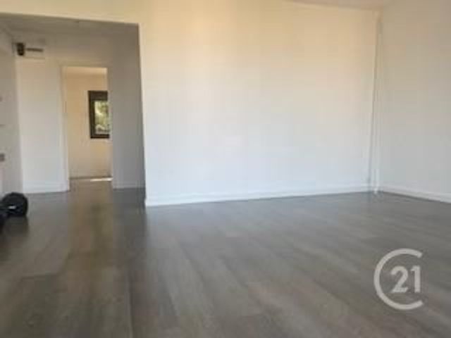 Afficher la photo en grand Appartement T3 à louer - 3 pièces - 70.71 m2 - VILLE DI PIETRABUGNO - 20 - CORSE - Century 21 Jade Immobilier
