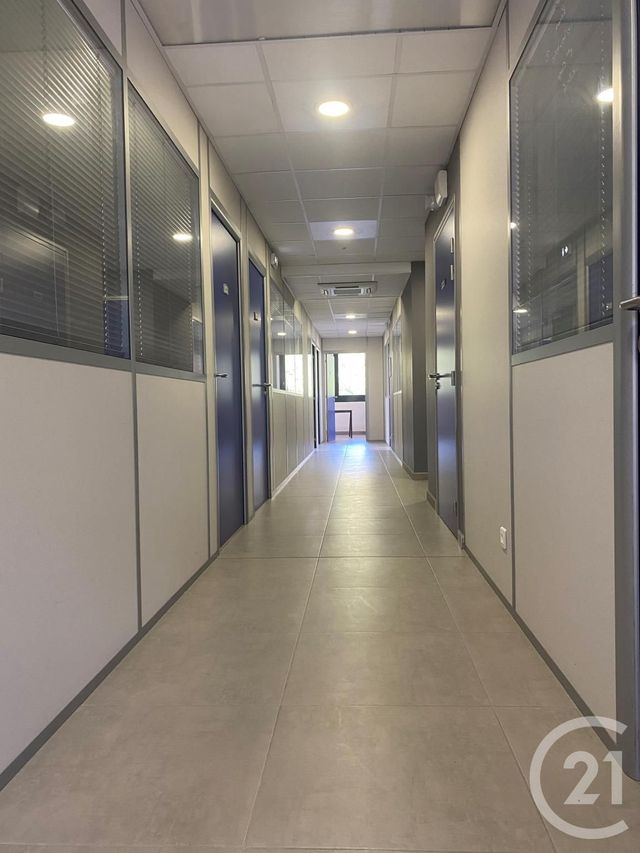entreprise à louer - 200.0 m2 - BASTIA - 20 - CORSE - Century 21 Jade Immobilier